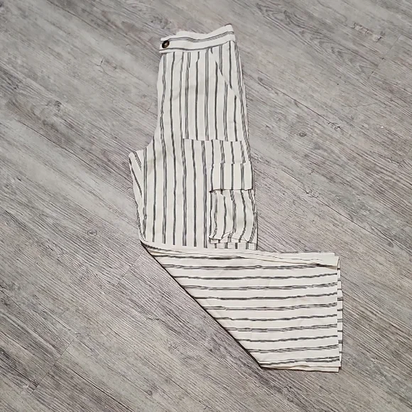 Monteau Black and Linen White Wide Leg Pants - Picture 1 of 8